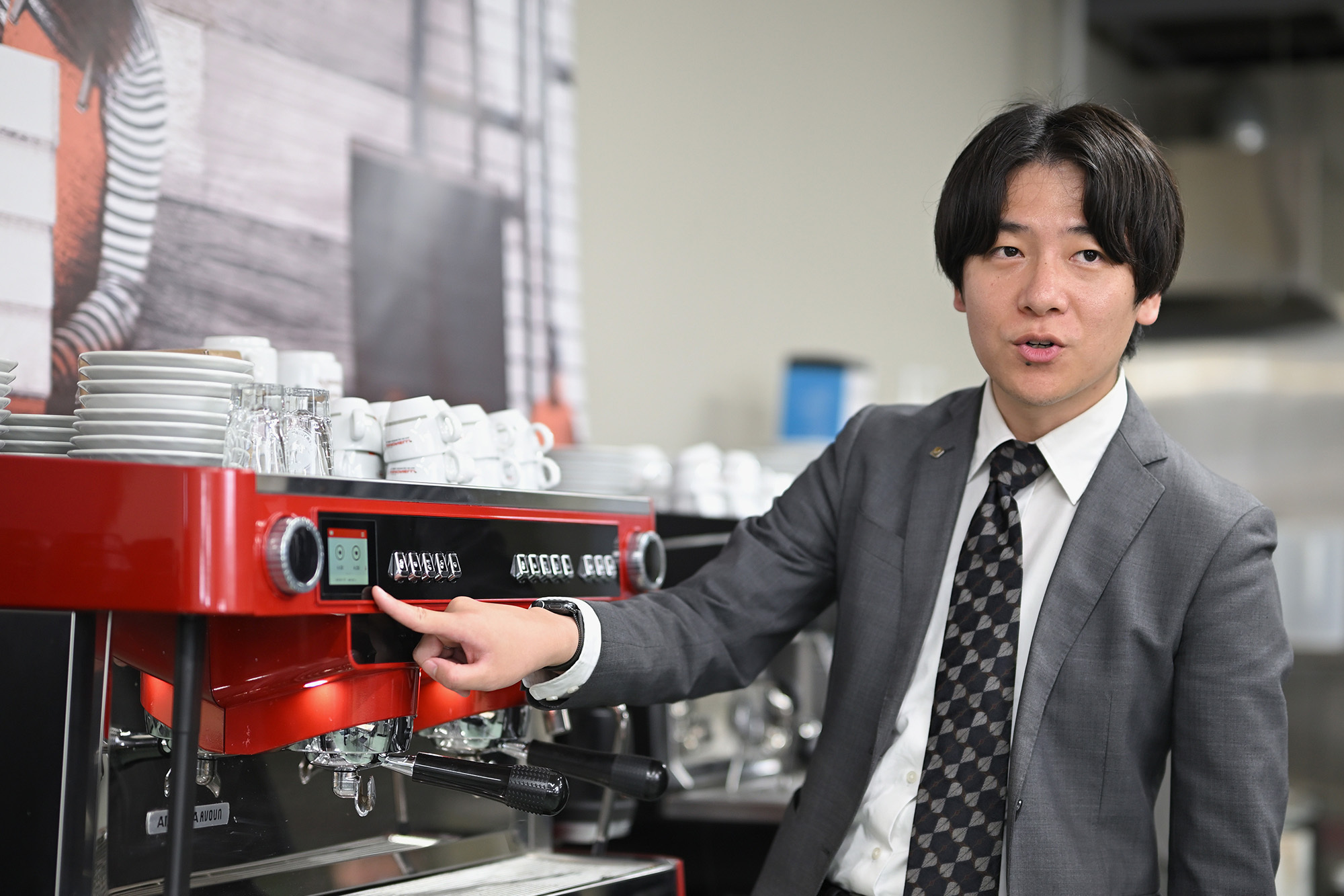 スタッフインタビュー